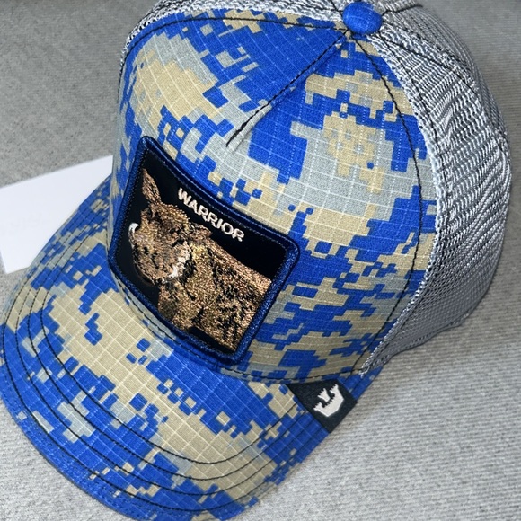 New Goorin Bros Trucker Hat - Picture 2 of 3